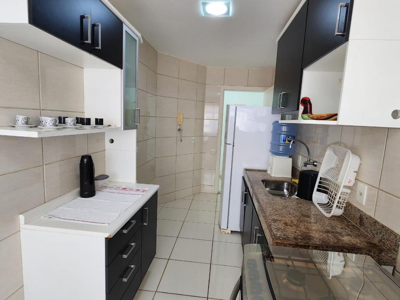 Apartamento Frente Mar- 3 Quartos- Lazer Com Piscina E Churrasqueira!